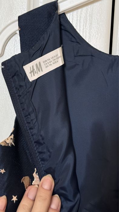 Платье праздничное на девочку 5-6 лет, 116 размер