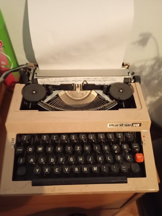 Марица 30 пишеща машина