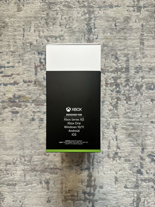 8BitDo Ultimate 3-Mode Controller