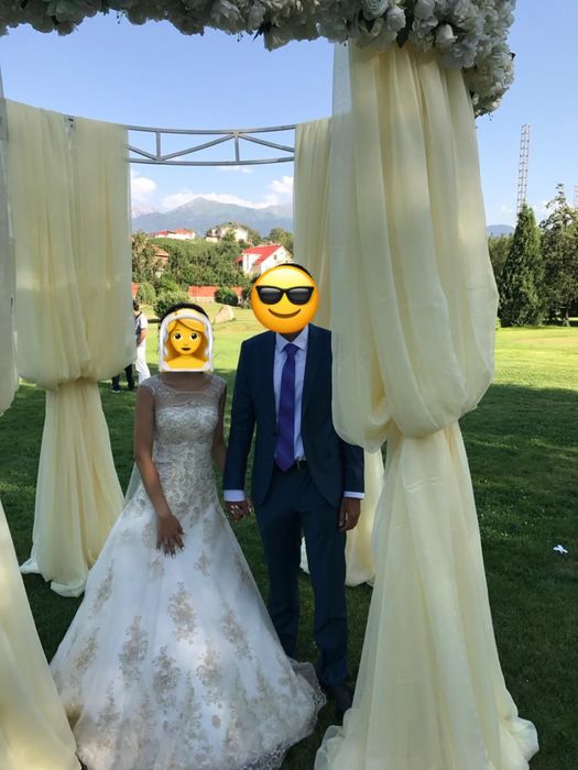 Свадебное платье