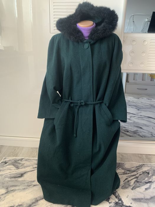 Дълго дамско палто