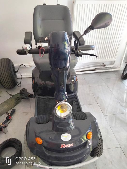 Vehicul pentru vârstnici