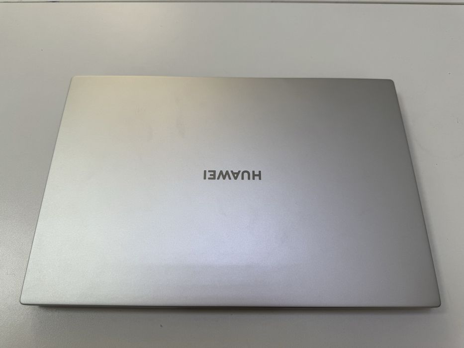 Huawei MateBook D14/  i5 / 16GB RAM / SSD 512GB