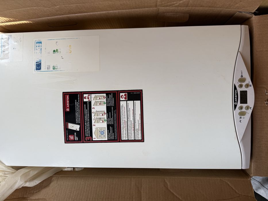 Vand centrala Ariston