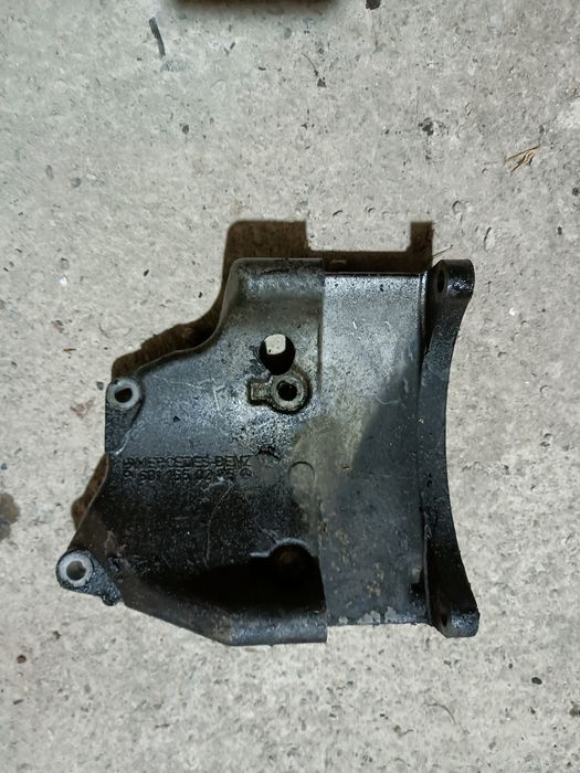 Части за Мерцедес 124