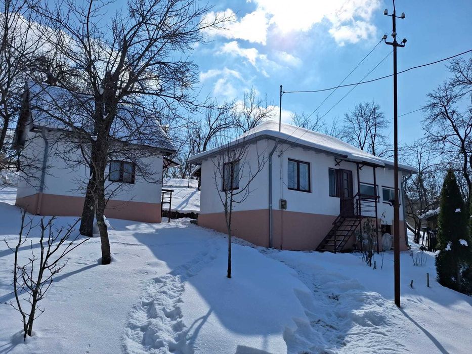 Proprietate privată CASĂ + 2 ANEXE + TEREN intravilan 2500MP com. Telega, sat Melicești , jud. Prahova
