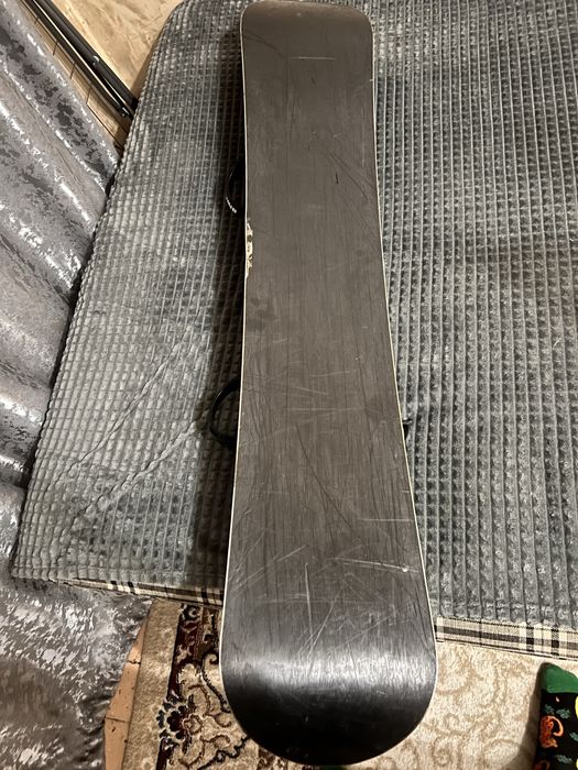 Продам сноуборд factori 151