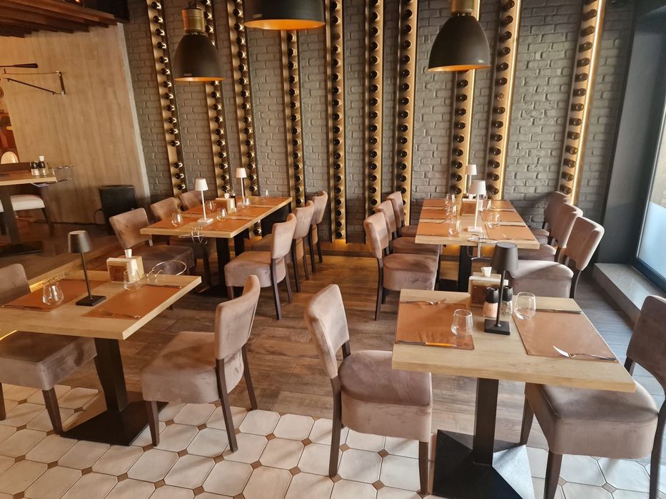 Vand mobilier restaurant Evo Horeca