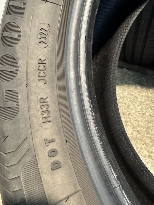 Гуми 215/55/17 GOOD YEAR Eficient Grip