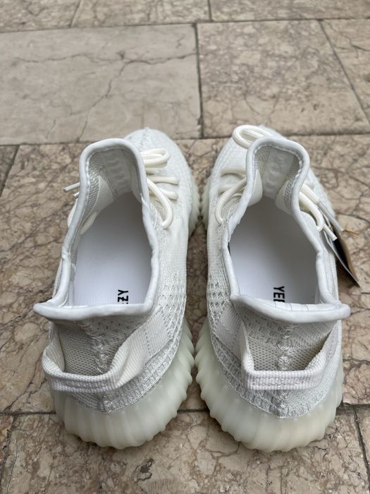 Yeezy Boost 350 V2 Bone White Noi