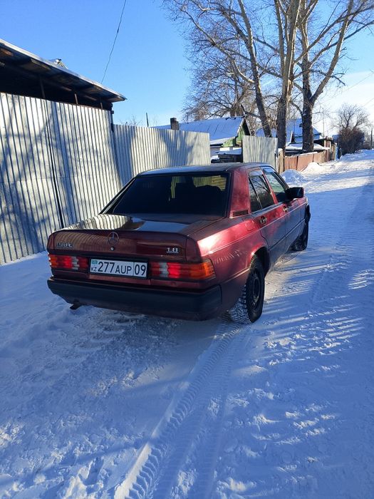 Мерседес Бенс 190
