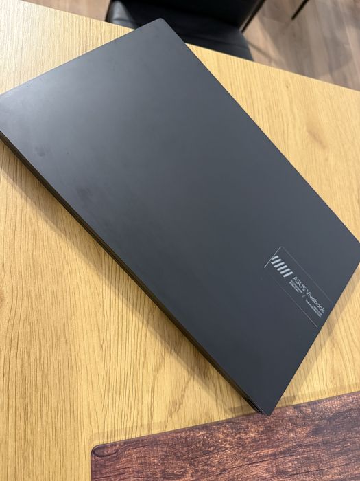 Laptop ASUS Vivobook 15 – Ryzen 5 / 16GB RAM / 512GB