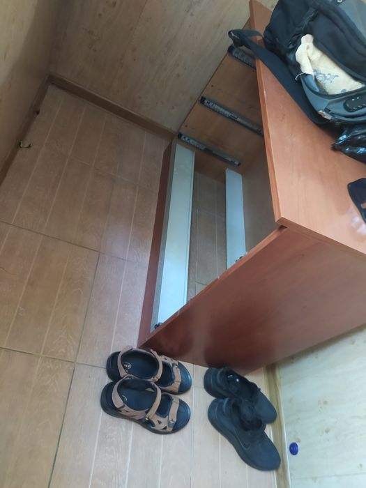 Продам мебель кровать срочно