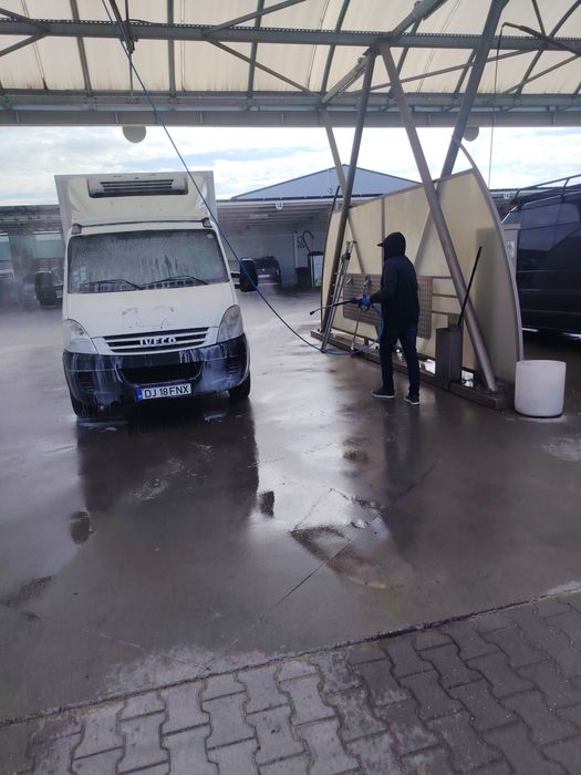Iveco 35 două compartimente