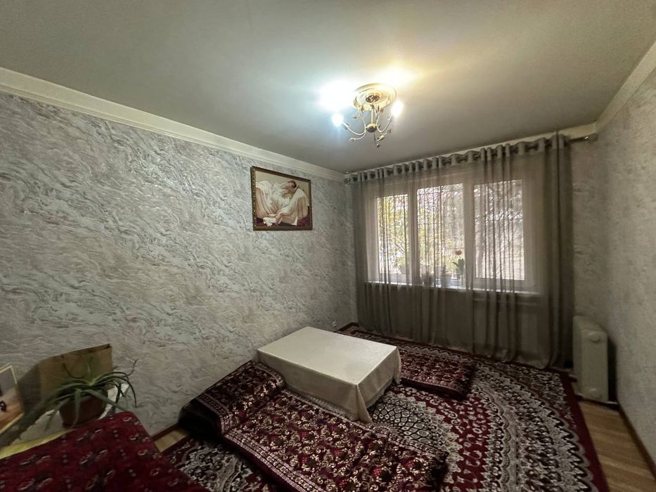 Продаётся 3х комнатная квартира на 1м этаже в 5ти этажном доме.