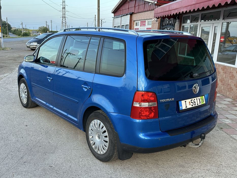 VOLKSWAGEN Touran 2006 — imagine 4