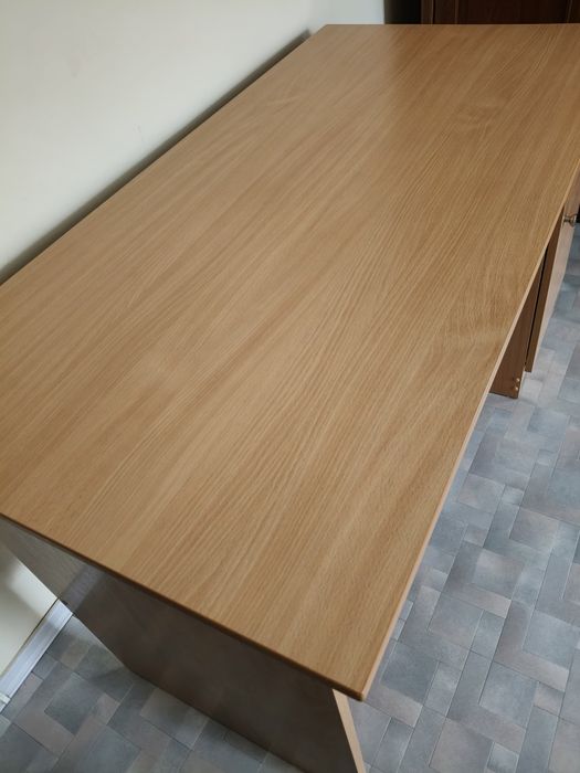 Продам компьютерный стол