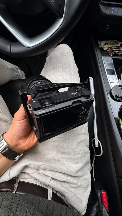 Sony ZV-e10 mark 2 + объектив Sirui Snyper 23mm f1.2