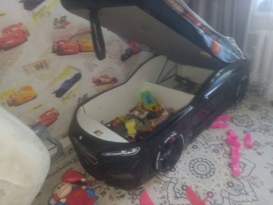 Продам дет.кровать и авто.кресло