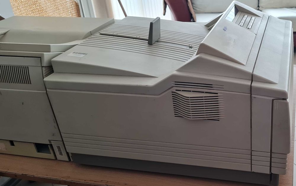 Продавам Лазерни, мастилено струен и матрични принтери