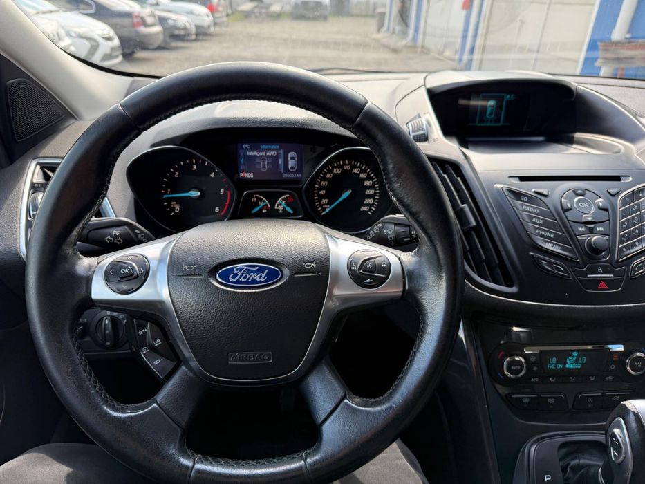 Ford Kuga 2015 2.0 automat 150cp 4x4 impecabil