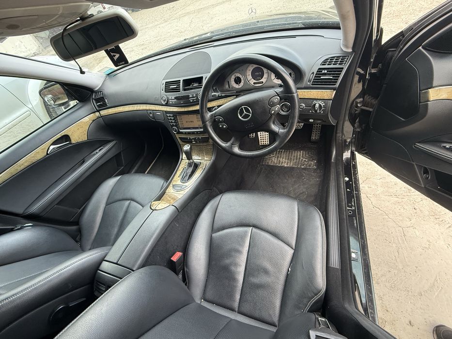 На части w211 Мерцедес Е320 Авангард / Ксенон / Нави