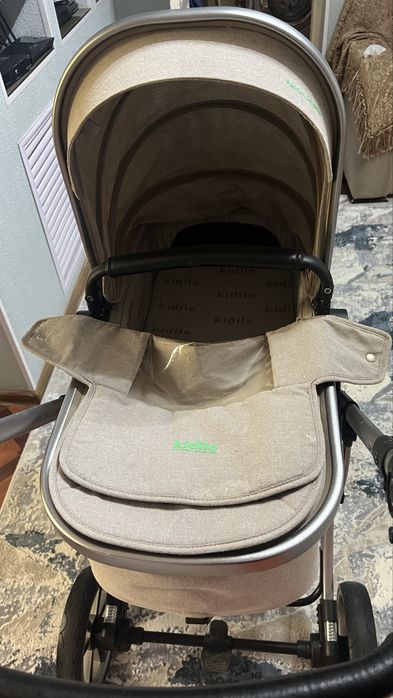 Продаю детскую коляску от бренда kidilo