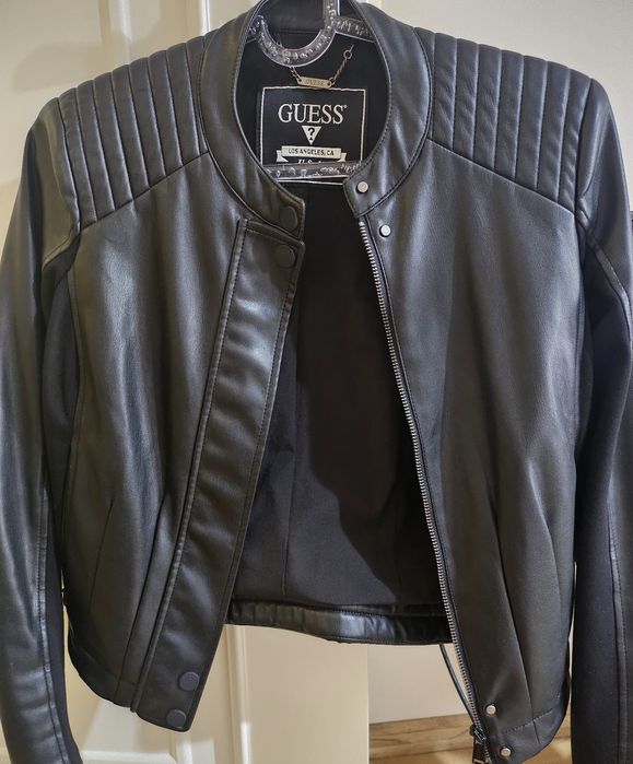 Дамско кожено яке GUESS