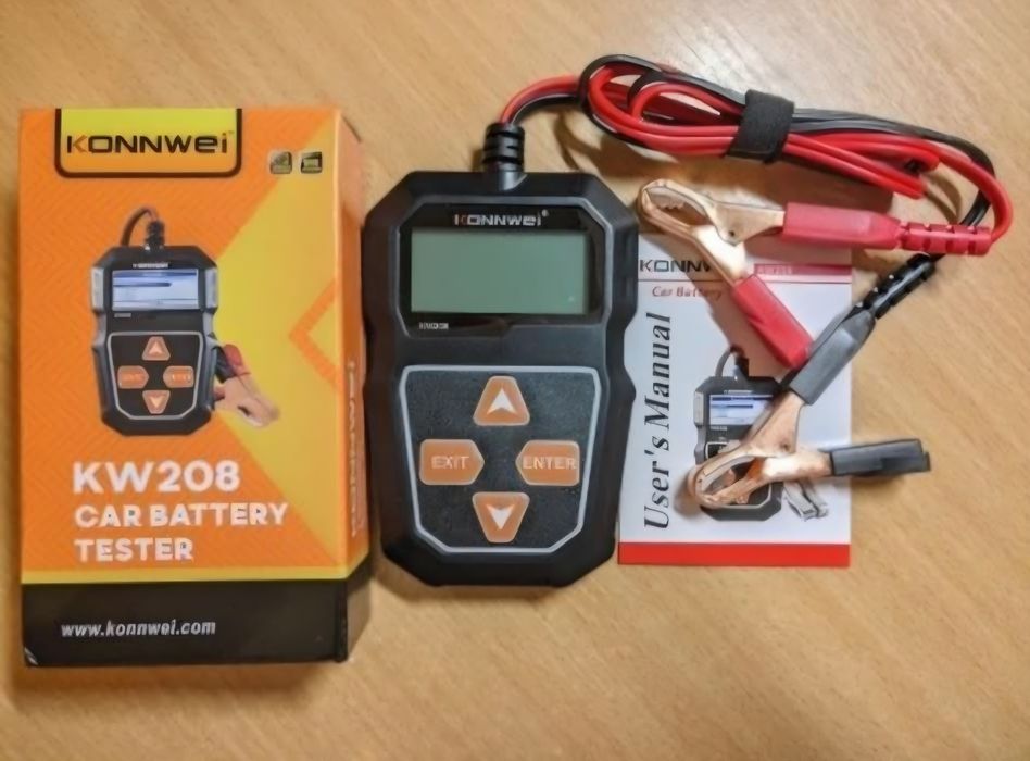 Дигитален тестер за акумулатори (товарна вилка) KONNWEI KW208