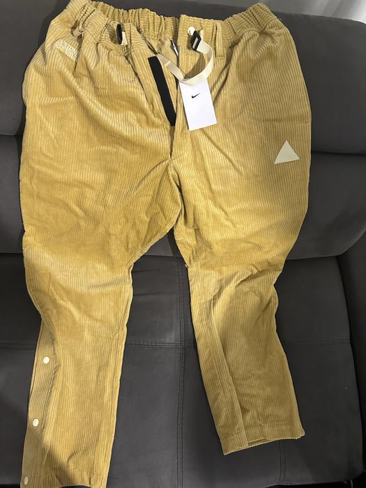Панталон NIKE loosefit