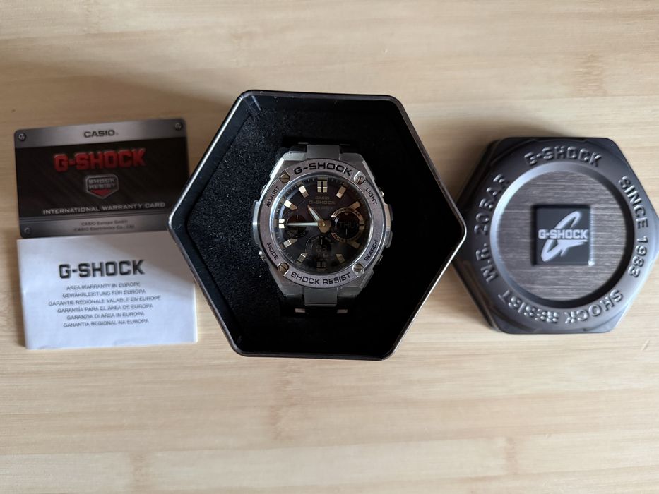 Casio G-Shock G-Steel GST-W110D-1AJF