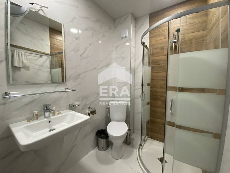 Студио с гледка към басейна в Приморско