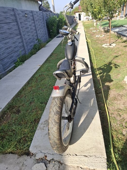 Vând sau schimb bicicleta CHOOPER varianta adult