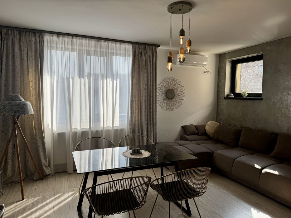 Inchiriere apartament central 3 camere