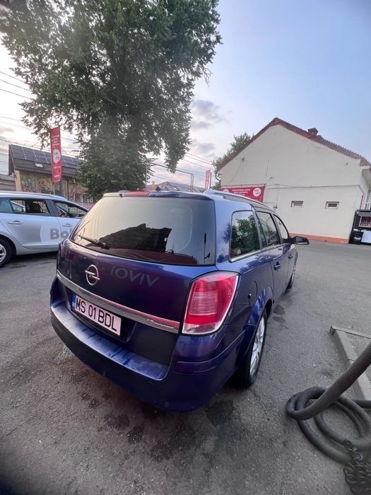 Opel Astra H / Panoramic