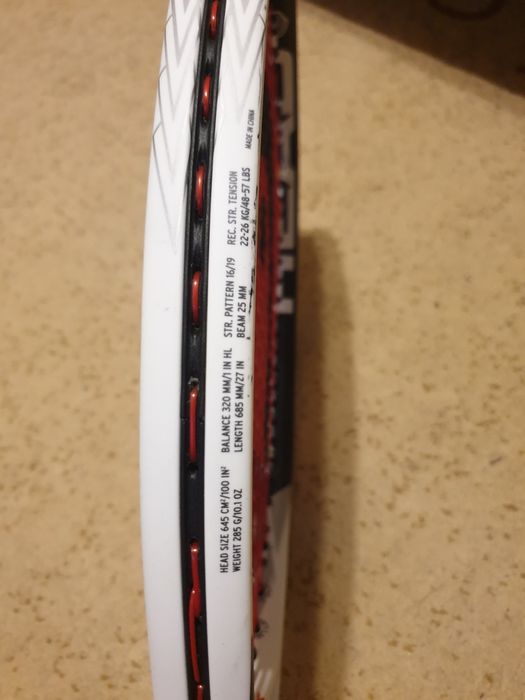 LICHIDARE STOC RACHETA TENIS o racheta profesionala pret avantajos