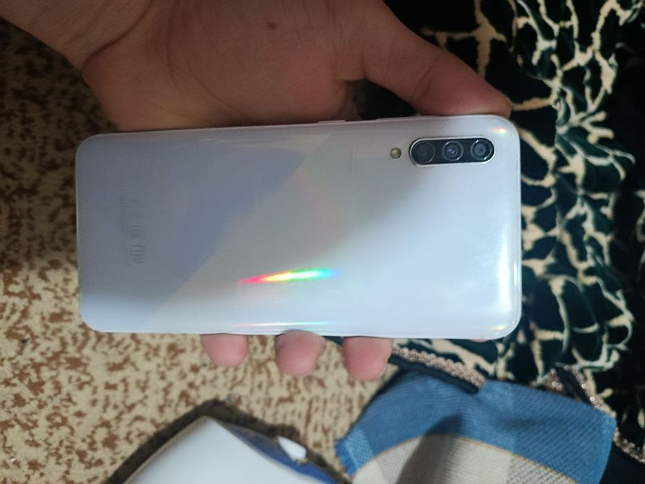 Samsung A30s sotiladi