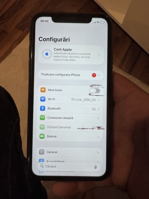 Vand Iphone 11 negru