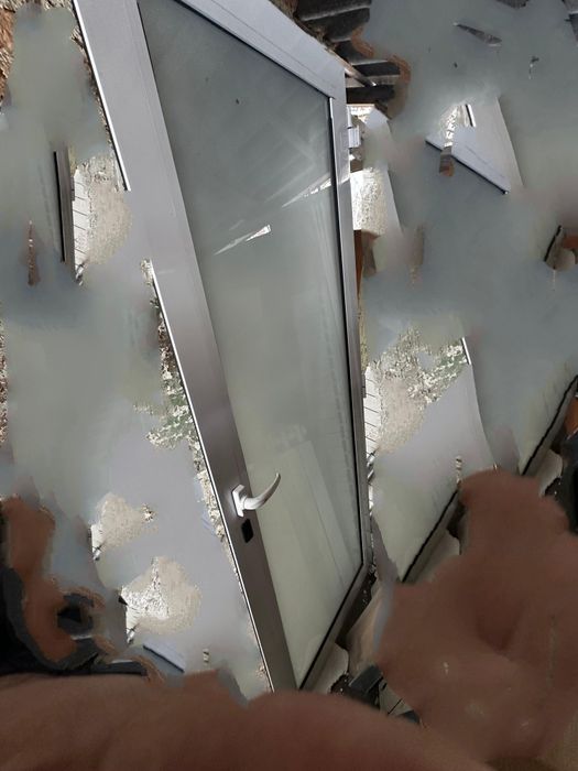 Ușa termopan aluminiu