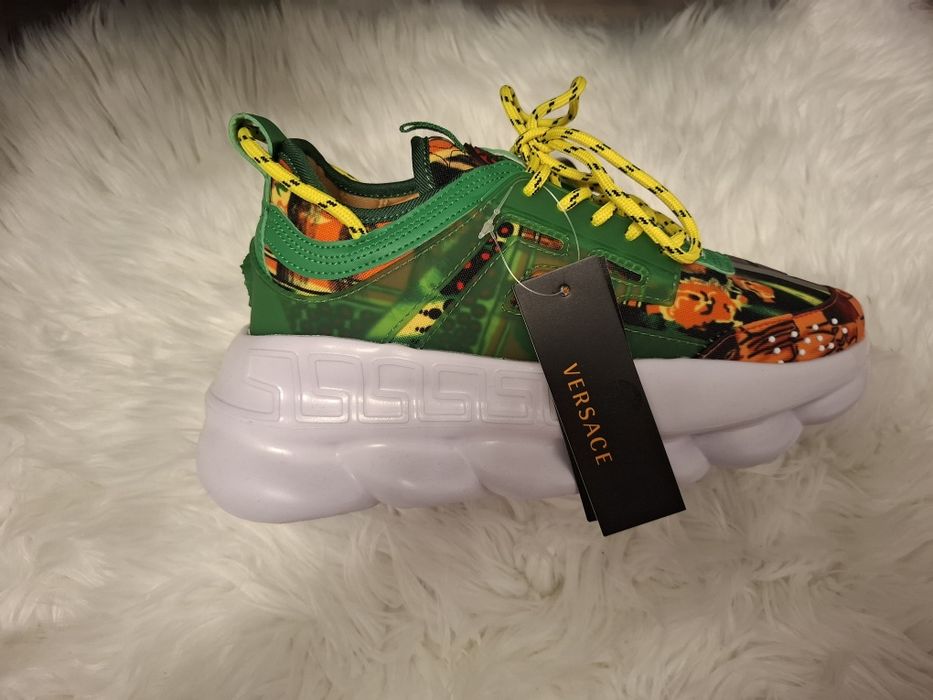 Versace Chain Reaction