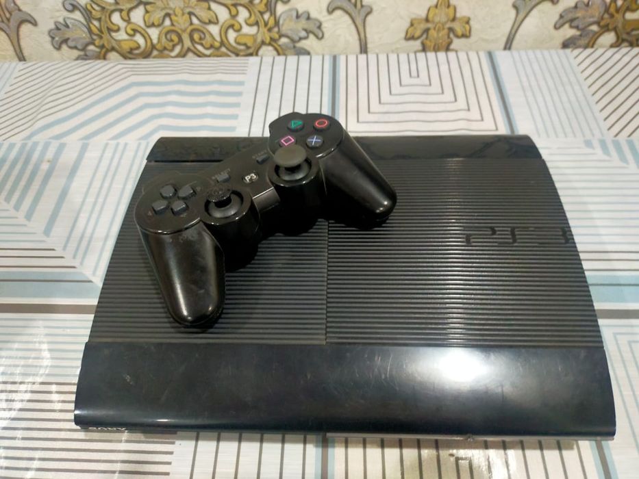 Playstation 3 Super Slim 500 gb