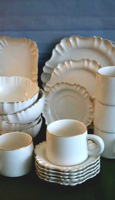 Сервиз Qualis 32 предмета, отличное состояние