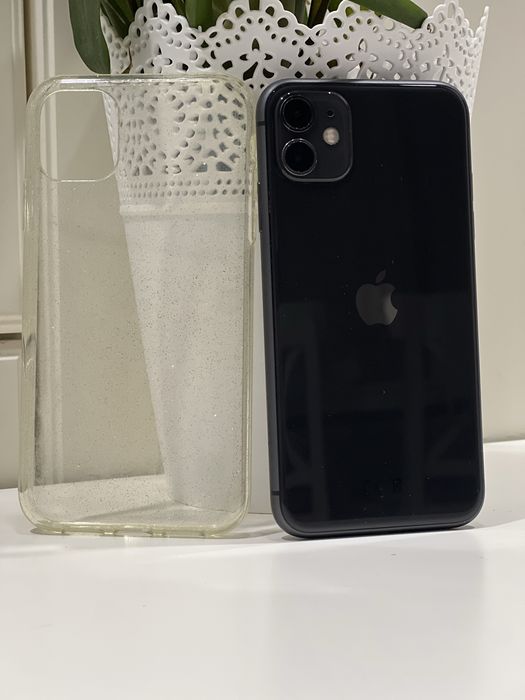 iPhone 11 • 64GB • Negru • 85% baterie