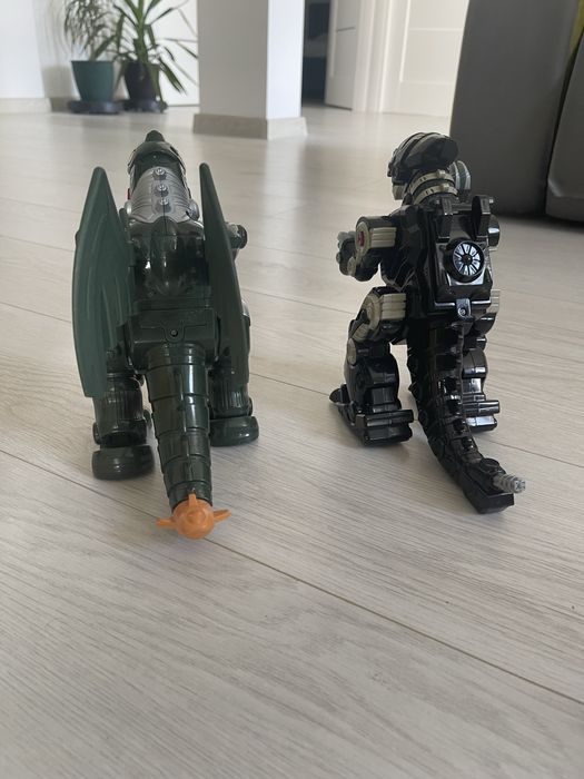 Robotei in stare foarte buna