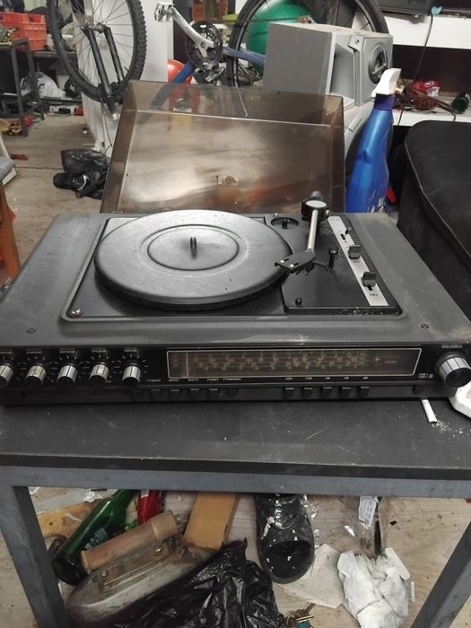 Продавам грамофони