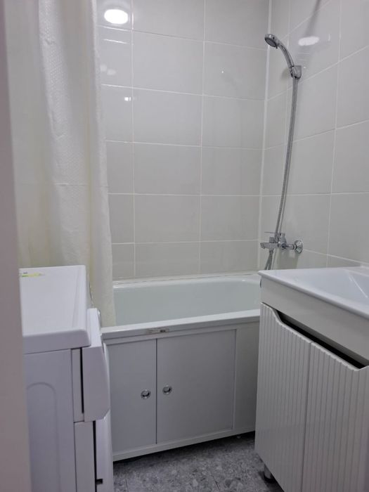 Продется 2 ком кв 52.4 кв.м