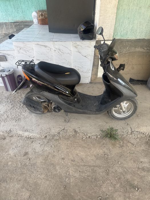 Мопед honda dio.