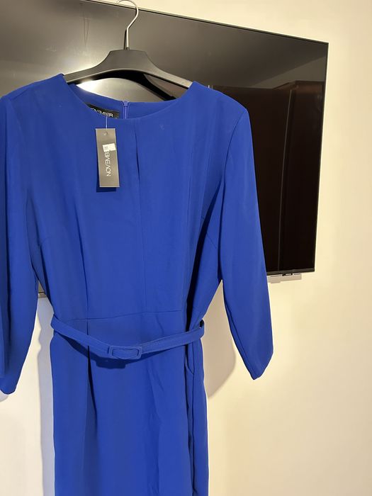 Rochie eleganta cu eticheta