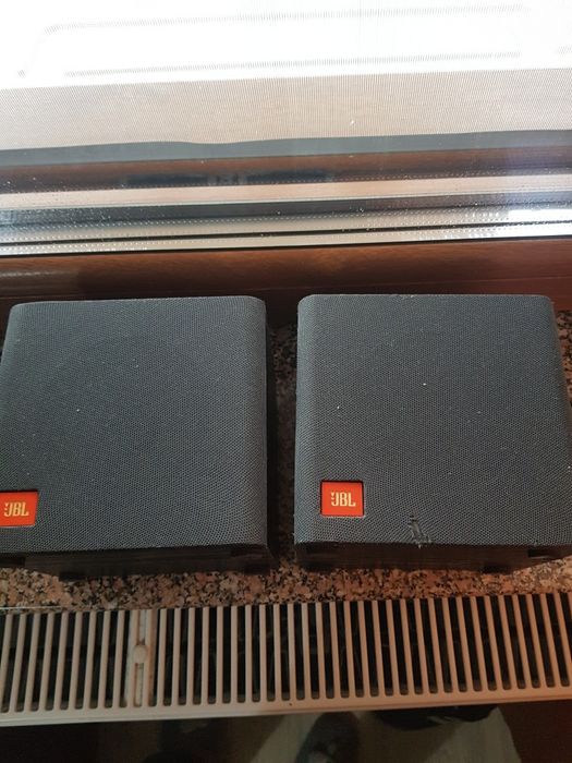 Boxe Sateliți surround JBL