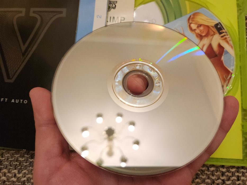 Grand Theft Auto V (GTA 5) pentru Xbox 360